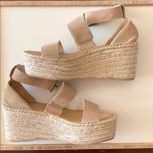NWOT Soludos platform espadrille sandal